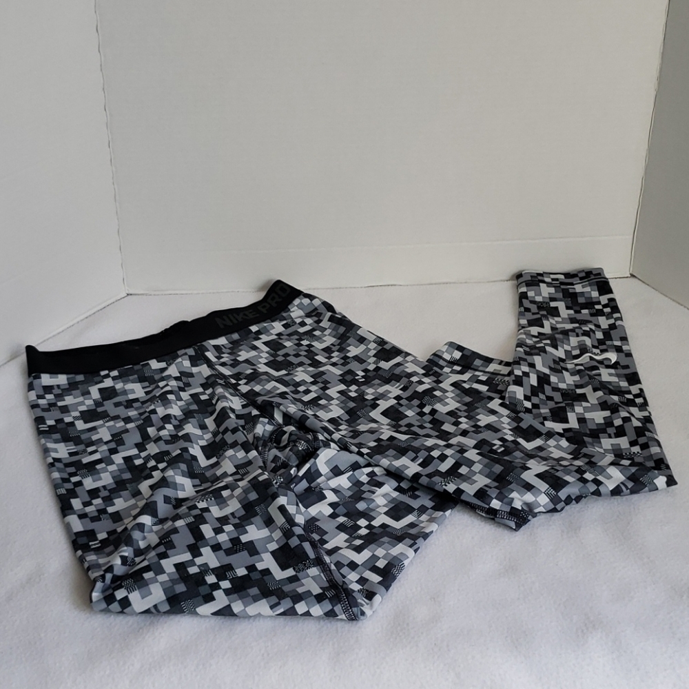 Nike Pro Dri-Fit White Gray Black Pixels Pants, S